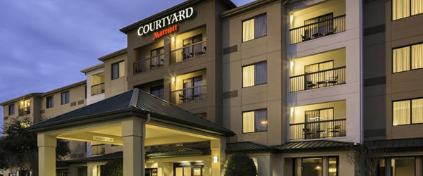 Courtyard by Marriott Dallas Central Expressway Limo Service from Dallas TX