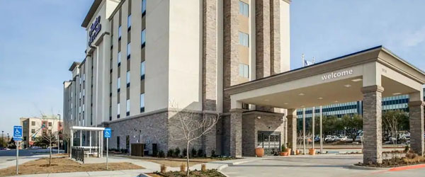 Hampton Inn and Suites Dallas Central Expy North P Limo Service from Dallas TX